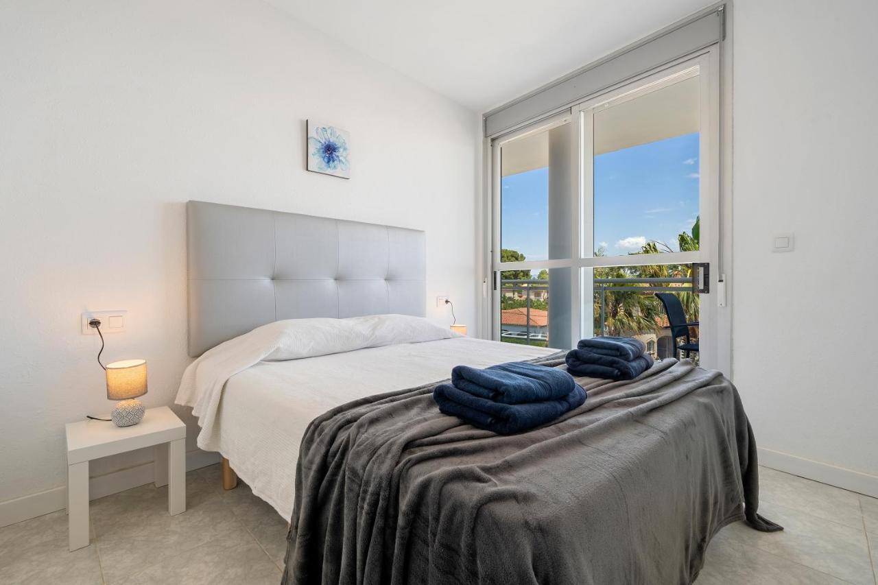 Hauzify I Apartaments Blue Riviera Миами-Плайя Экстерьер фото