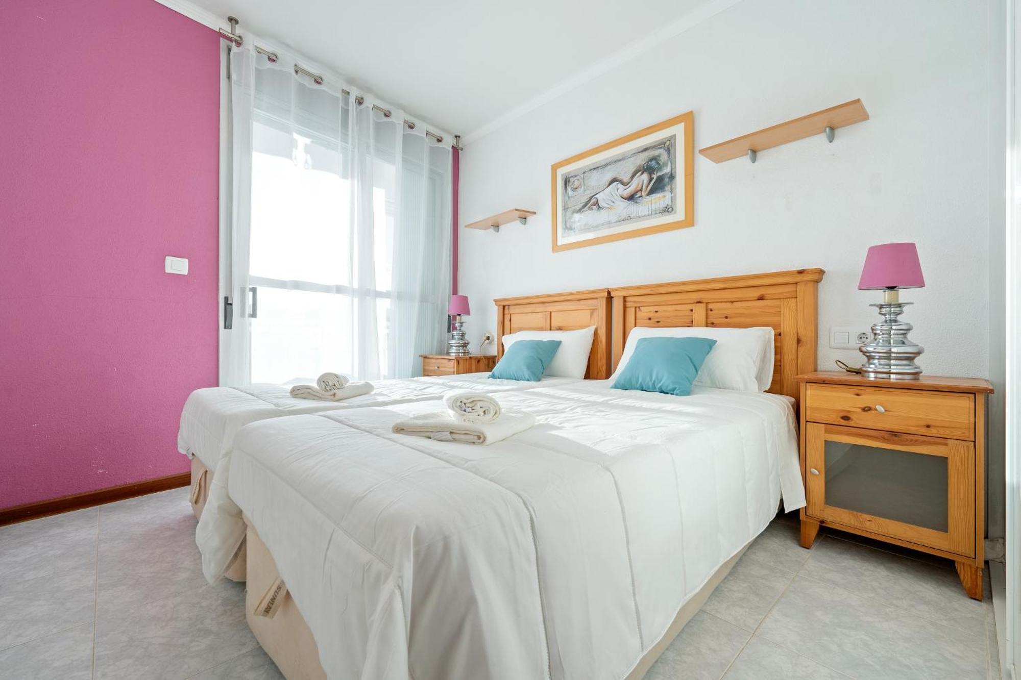 Hauzify I Apartaments Blue Riviera Миами-Плайя Экстерьер фото